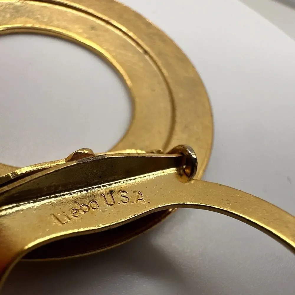 Vintage 80s 90s Lieba USA Gold Tone Textured Round Scarf Clip Accessory Fashion